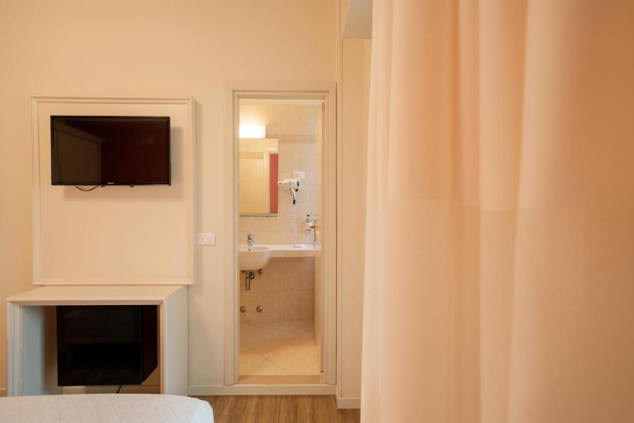 Hotel Orchidea Cervia Exterior photo